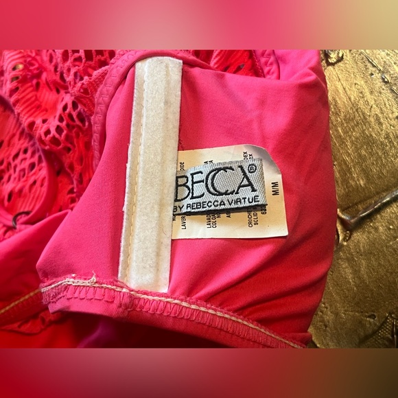 Becca Hot Pink Bikini Swim Top Bra Top Size Medium - Picture 7 of 9